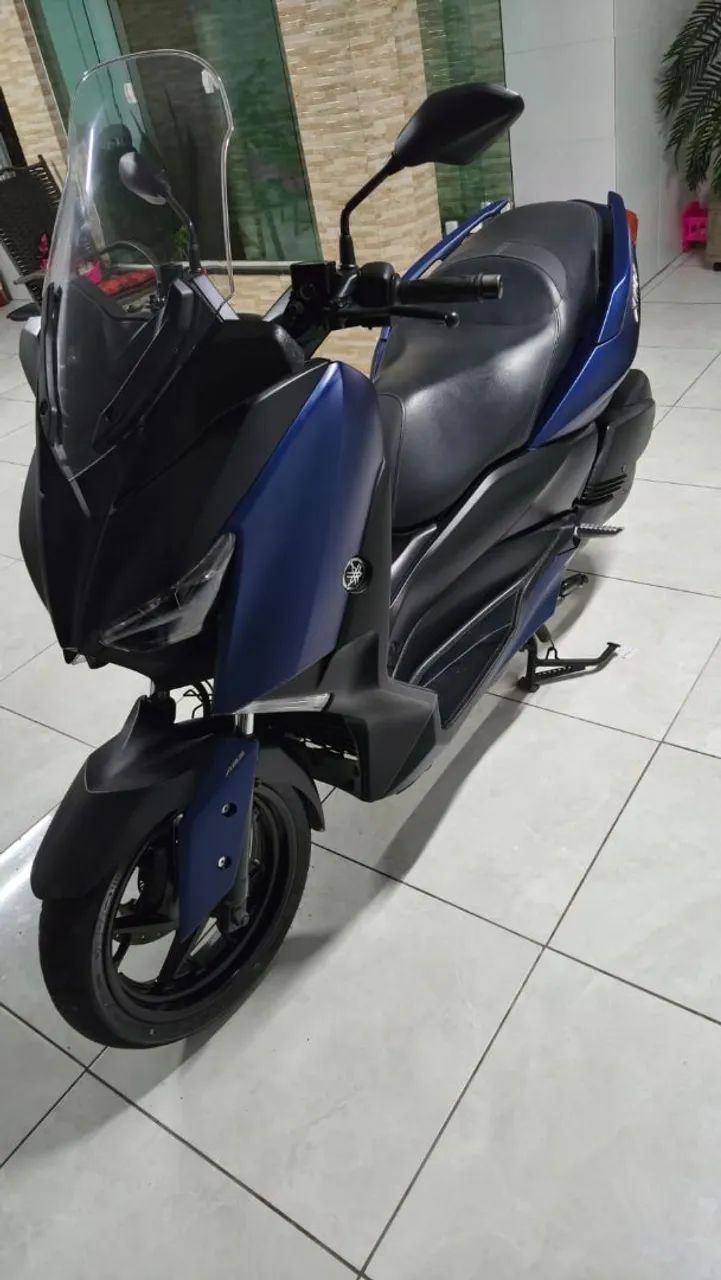 X-max 250