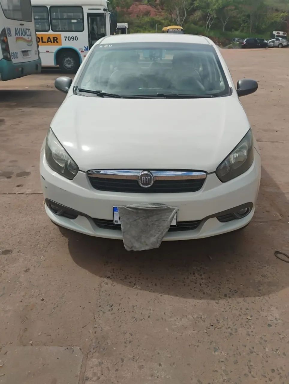 Fiat Grand Siena ESSENCE 1.6 FLEX 16V 2013