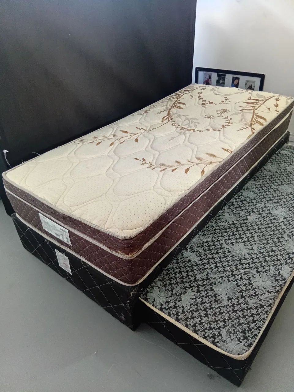 Vendo cama de solteiro  - Foto 2