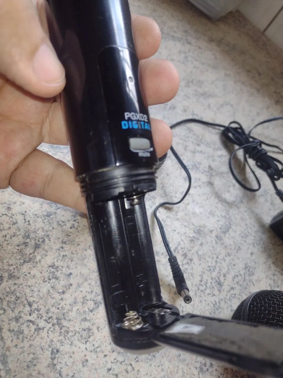 MICROFONE SEM FIO SHURE PGXD4   - Foto 3