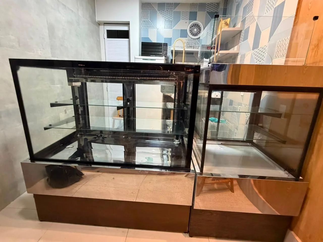 VITRINE REFRIGERADA + VITRINE CAIXA (IGLU) - Foto 2