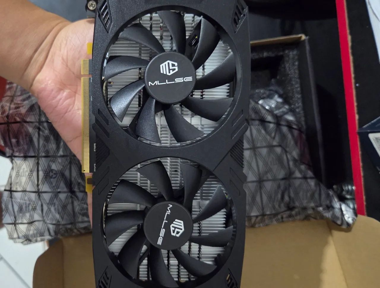 Rx5500xt 8gb nunca usado