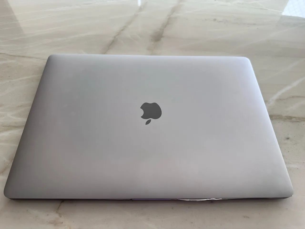 MacBook Pro Touch Bar 15.6 2017 - Foto 2
