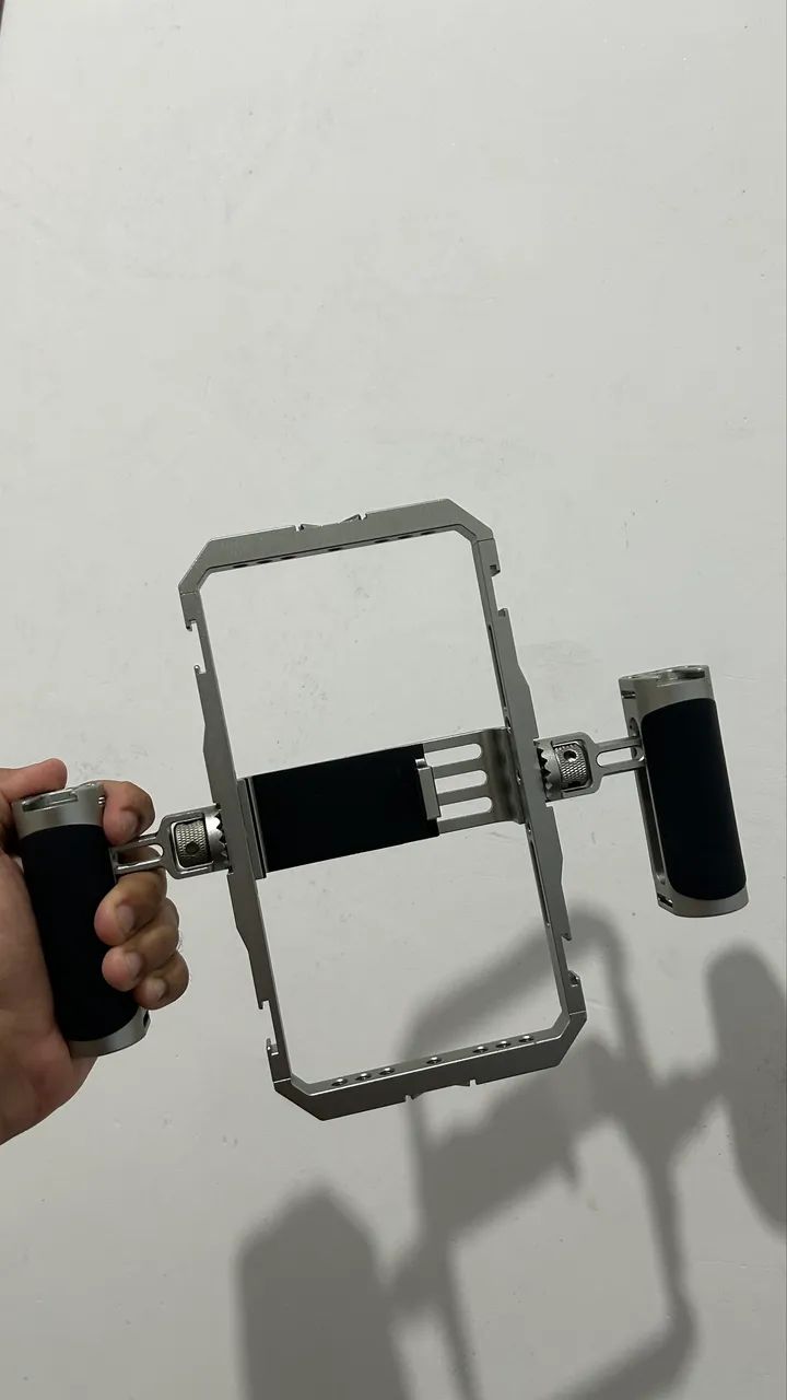 CAGE P/ CELULAR MAMEN P1 HANDGRIP UNIVERSAL - Foto 2