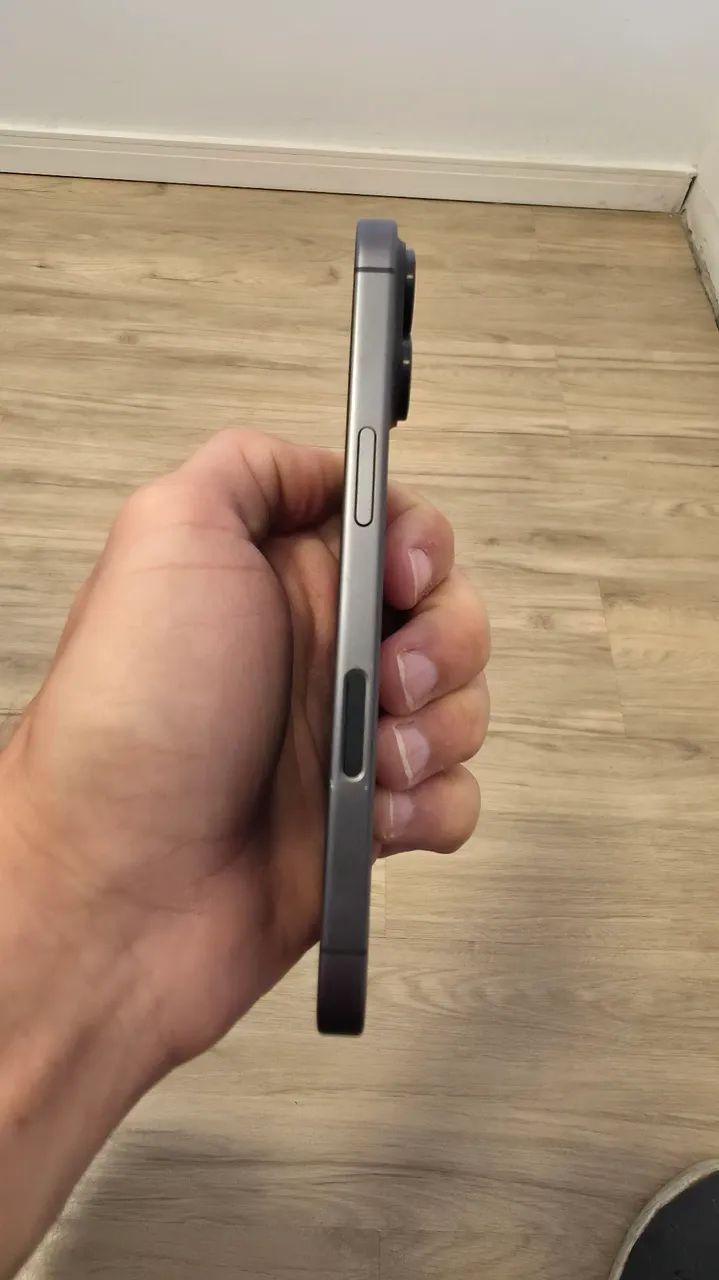 IPhone 17 - usado na garantia - Foto 2