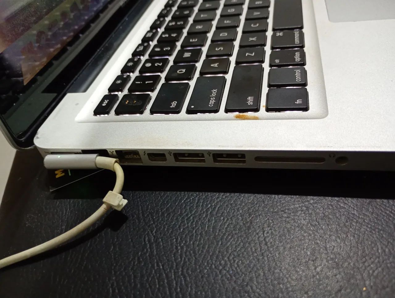 MacBook Pro 8.1 com avarias - Foto 3