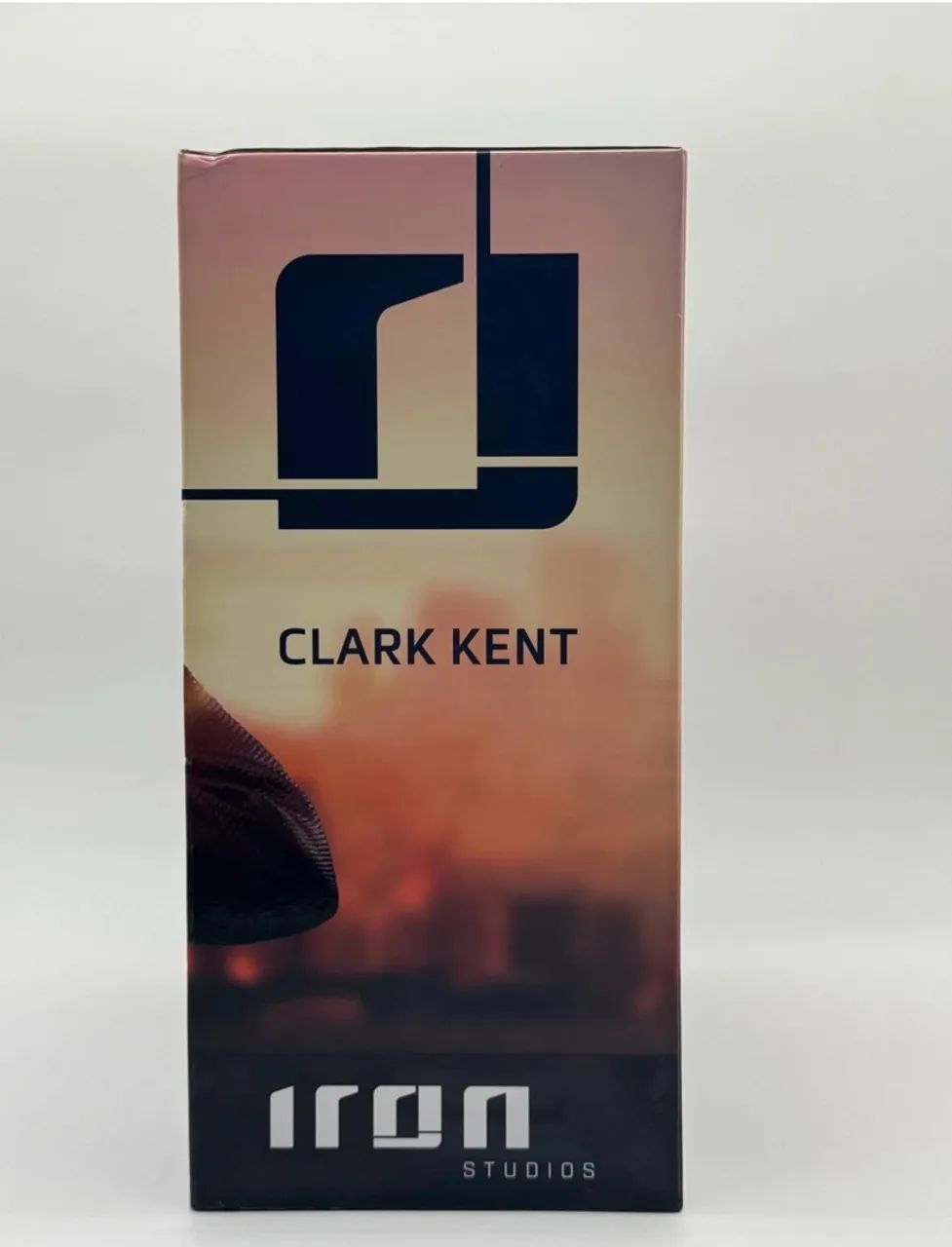 Claro Kent - Iron Studios - 1/10 - Foto 5