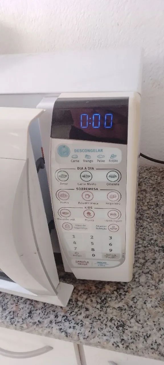 Microondas Eletrolux 23 lts - Foto 2
