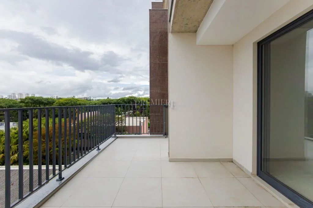Studio com 1 dormitório no Prado Velho