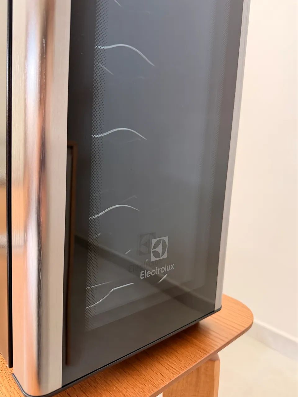 Adega Electrolux 12 Garrafas - Nova - Foto 2