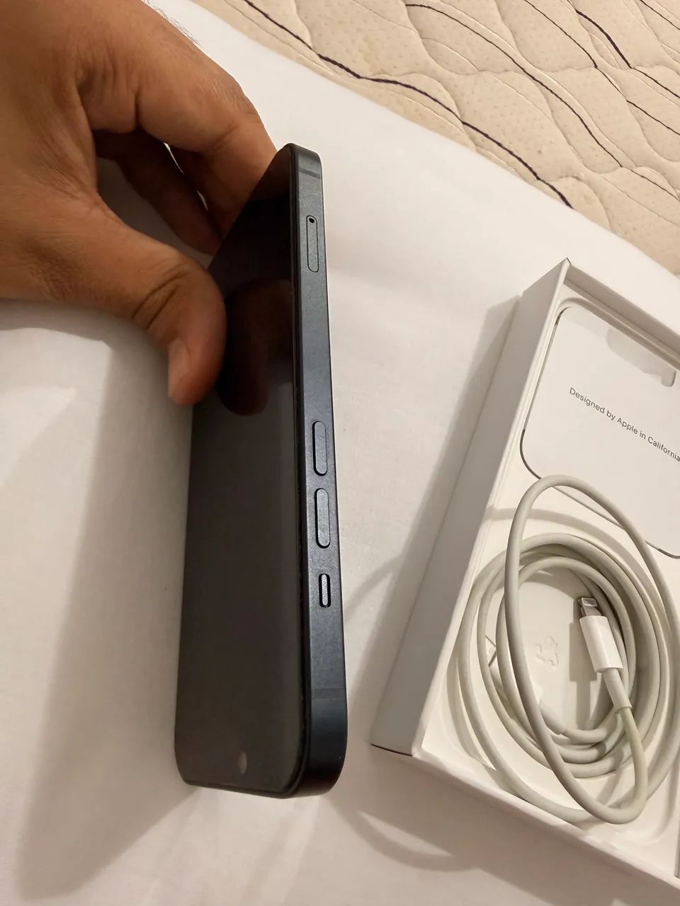 iPhone 13 black 128g  - Foto 4