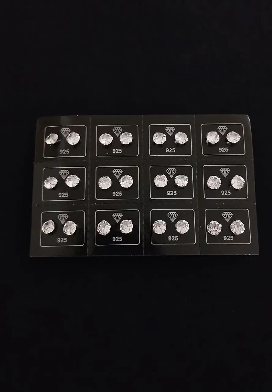 Brinco Zirconia de Prata 
