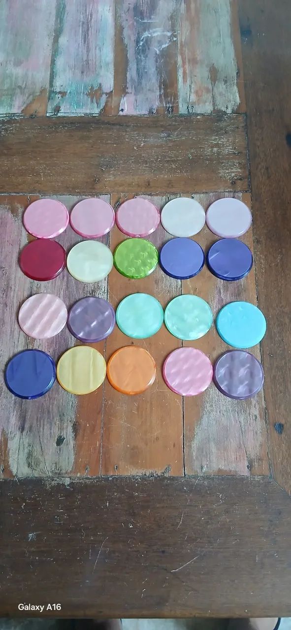 Button Set460106926245826560