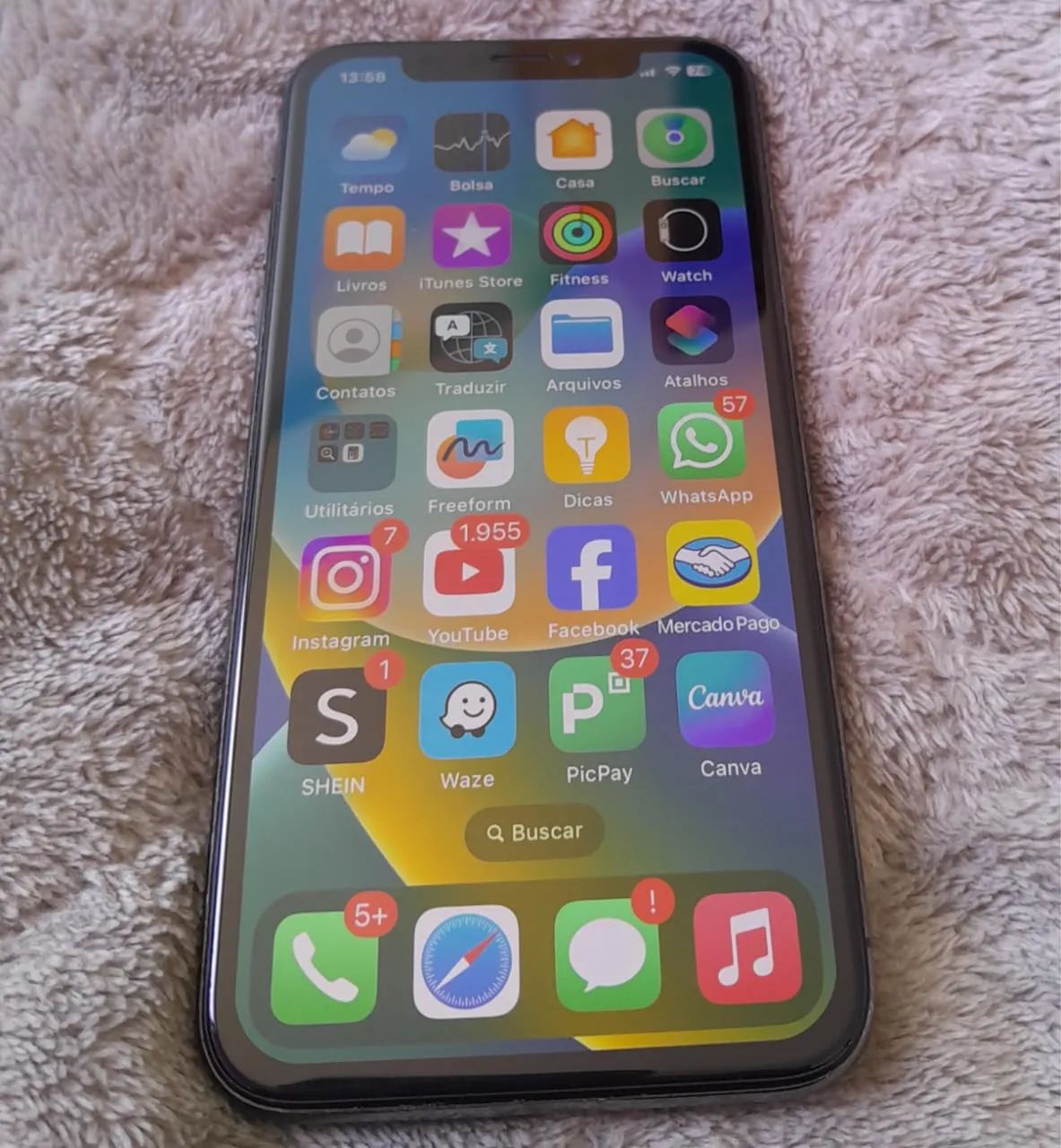 iPhone X 