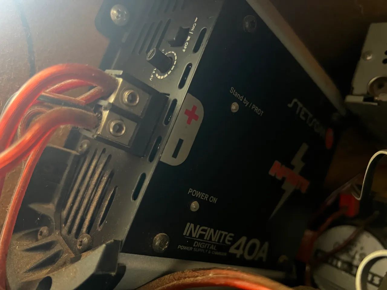 Fonte Stetsom Infinite 40A Bivolt 12V Automotiva - Foto 3