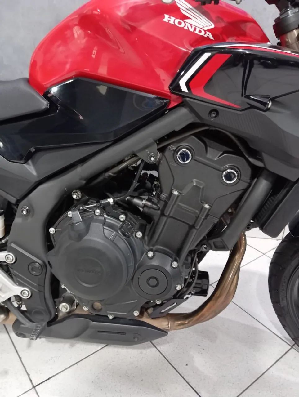 CB 500F 2023 TROCO E FINANCIO! - Foto 4