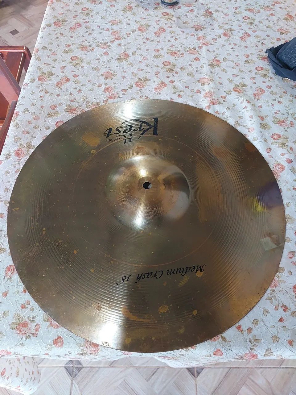 Prato Krest 18 polegadas.  250,00 