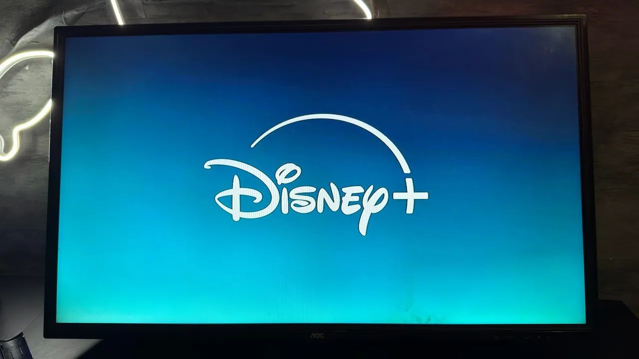 AOC ROKU SMART TV 32 POLEGADAS - Foto 4