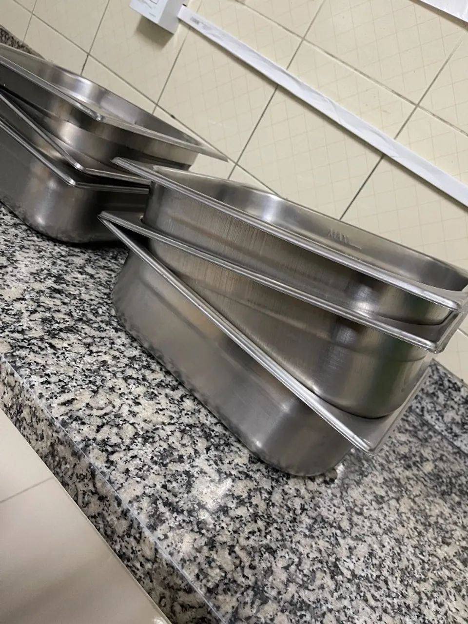 Mesa buffet com aquecimento e 6 cubas - 220v - Foto 5
