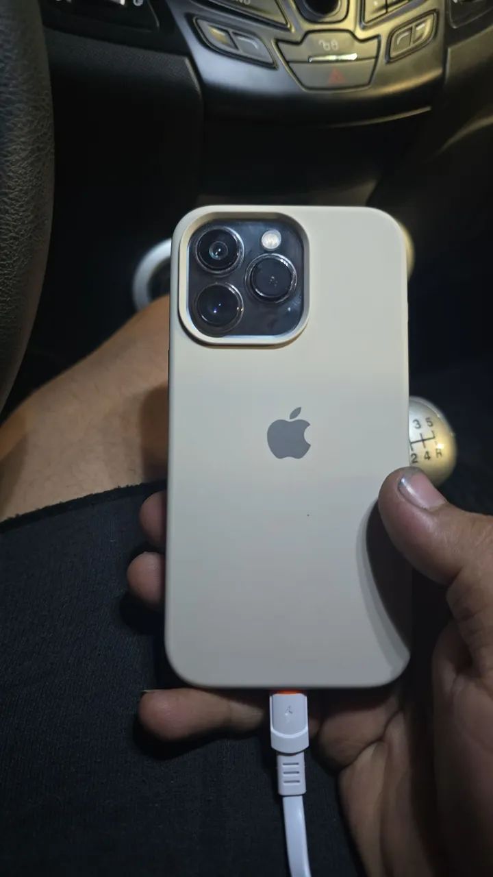 Vendo iphone 13 pro bem conservado   - Foto 3