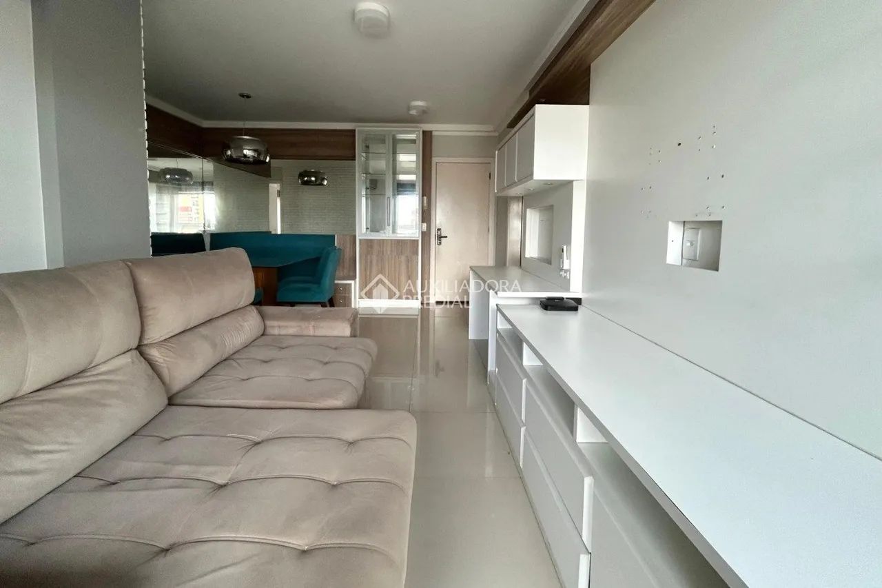 Apartamento para alugar com 77m², 2 quartos e 1 vaga
