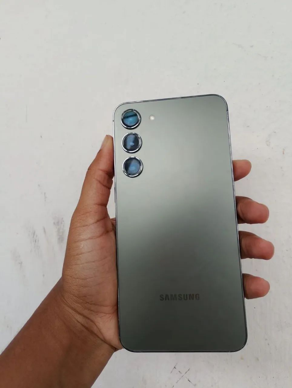 Vendo Samsung Galaxy S23+, aparelho original e muito bem cuidado. - Foto 2