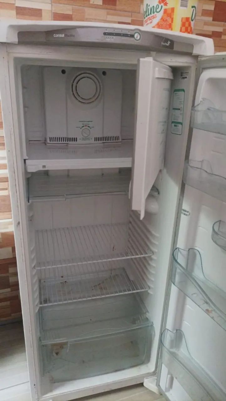 Vendo Geladeira /aceito proposta  - Foto 5