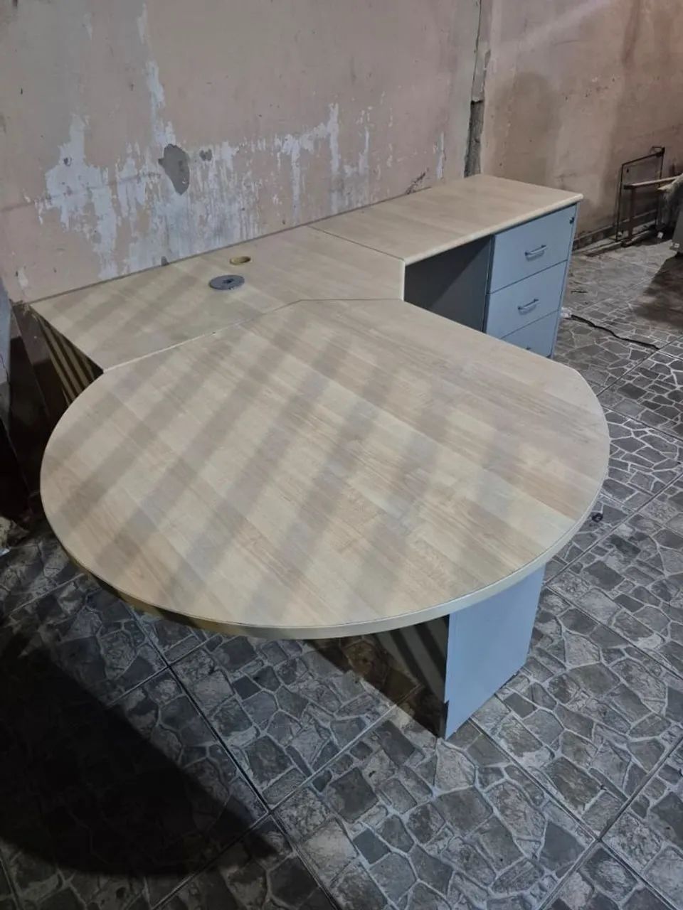 DESK