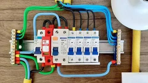 Eletricista Residencial e Predial.