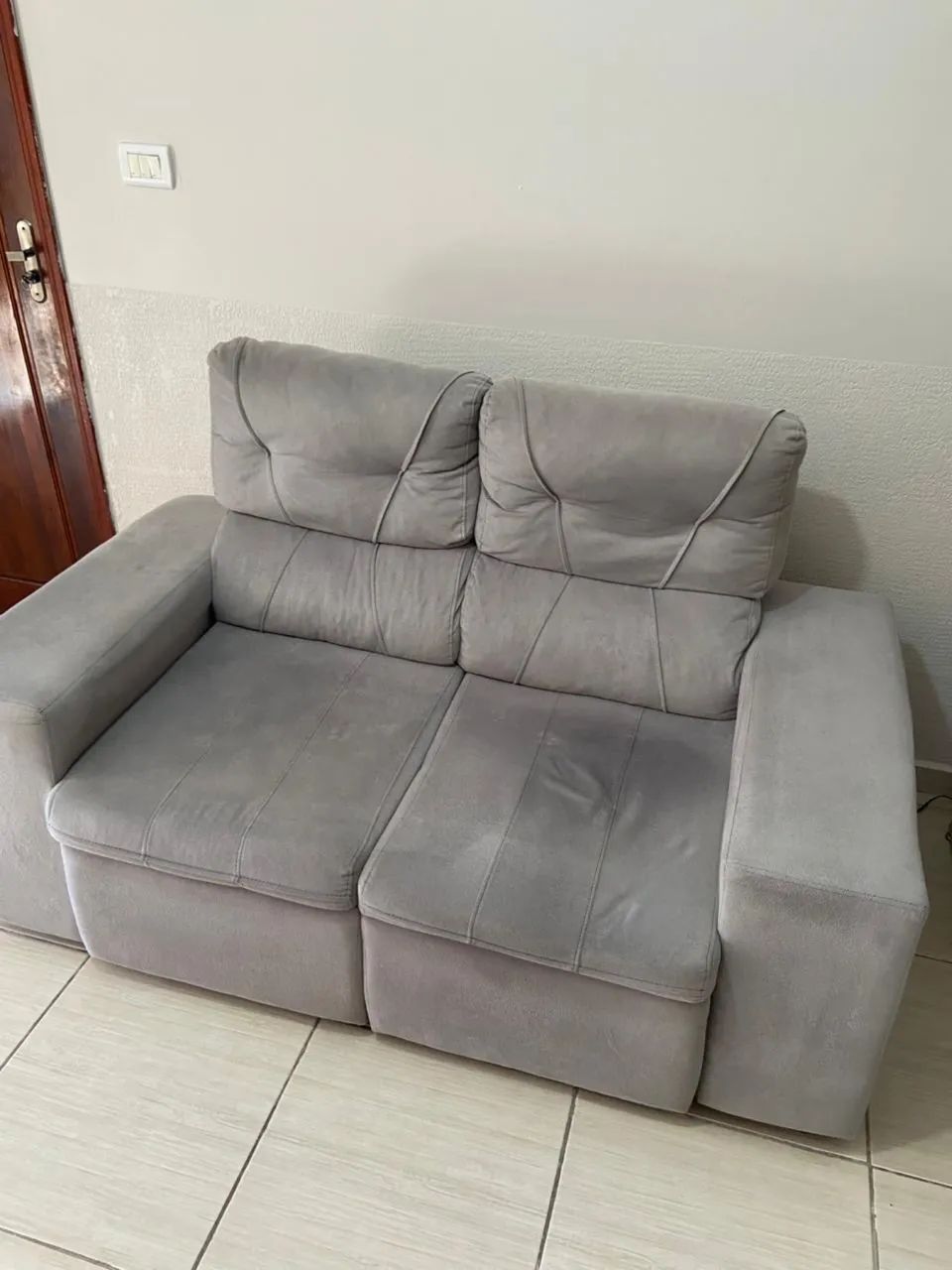 Sofá de dois e três lugares 