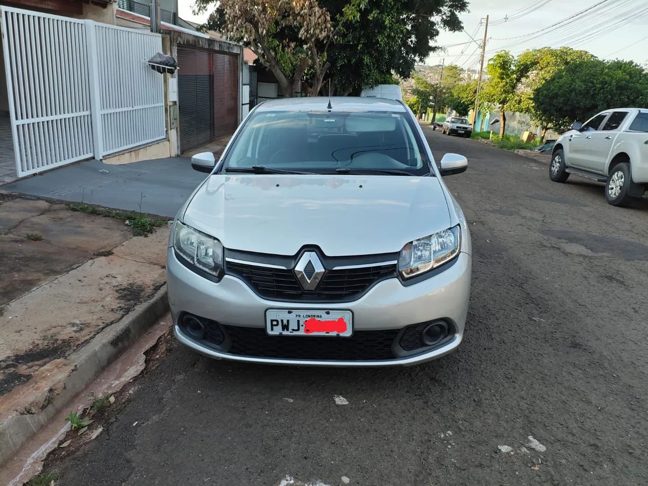 Renault Sandero EXPRESSION HI-POWER 1.0 16V 5P 2016