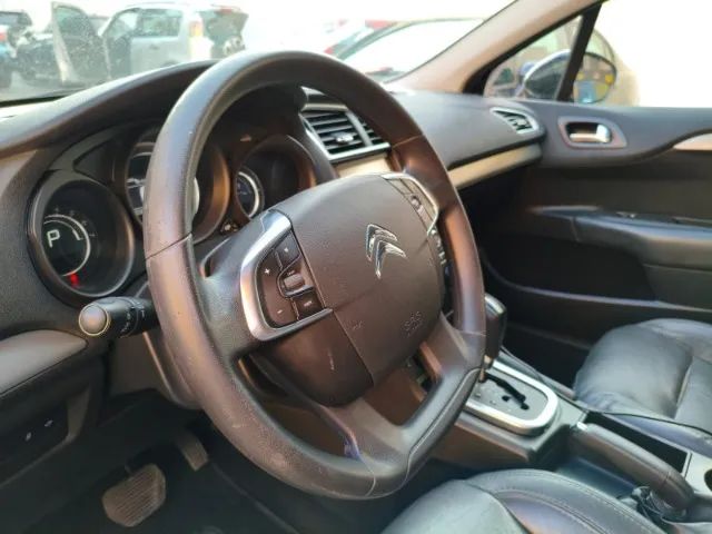 Citroën C4 Lounge Origine 1.6 Turbo Flex Aut., foto 9 de 13