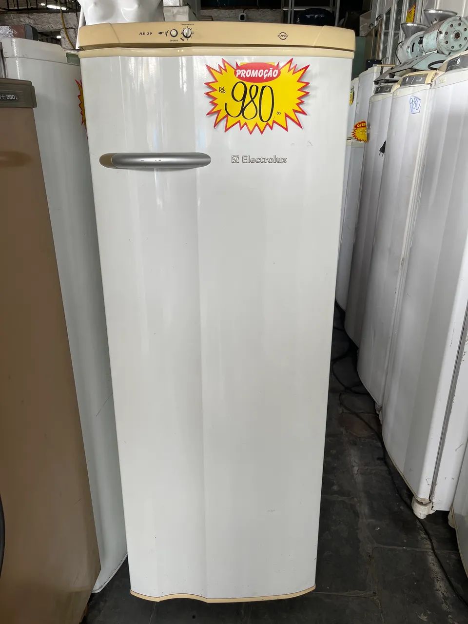 Geladeira! é aqui no BrechoKinho 