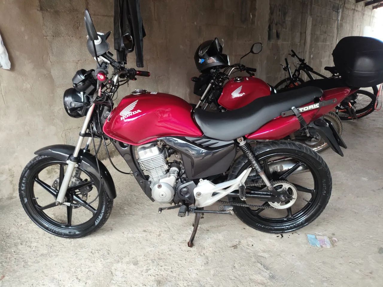 Fan 125 és partida e freio a disco 