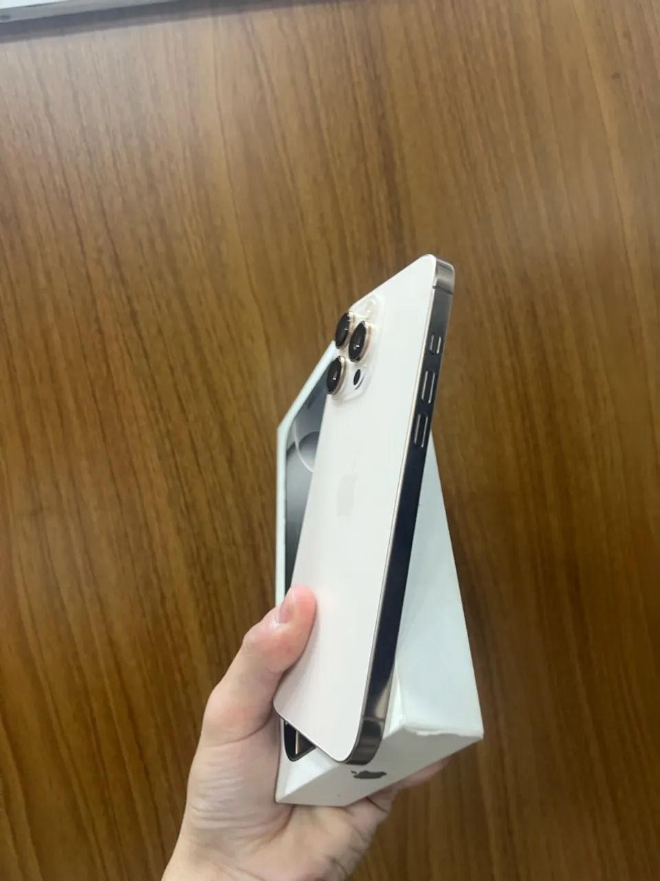 16 PRO MAX 256GB SILVER VENDO  - Foto 4