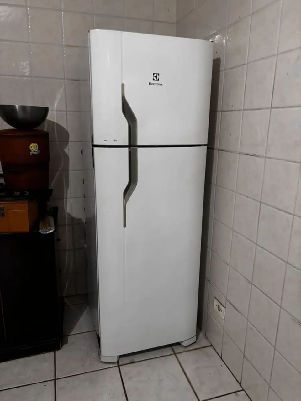 Vendo geladeira funcionando