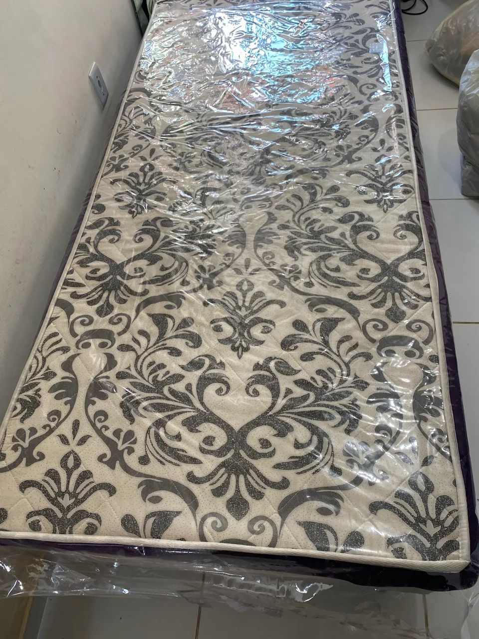 Cama solteirão 