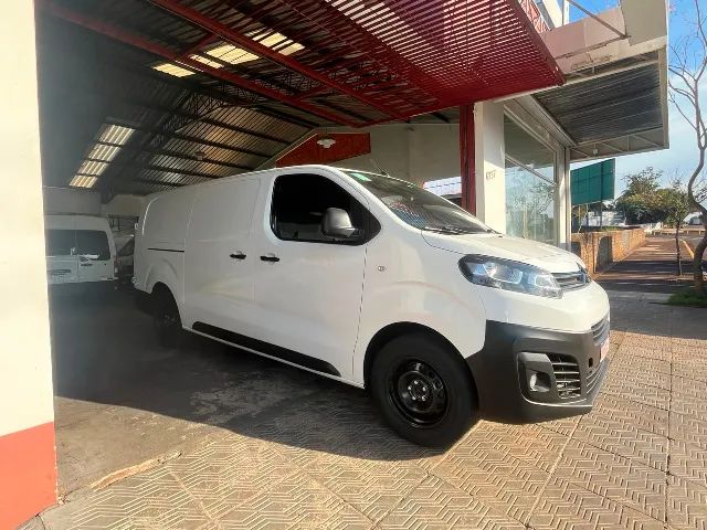 Citroën Jumpy CARGO 1.5 TURBO DIESEL 2022