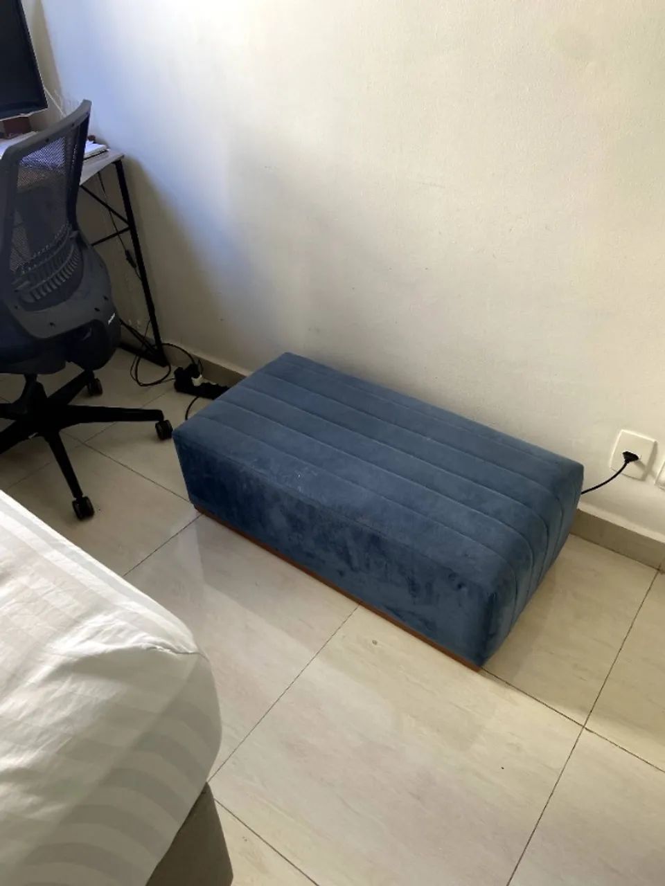 Puff / Recamier Grande em Veludo Azul - Ótimo Estado - Foto 3