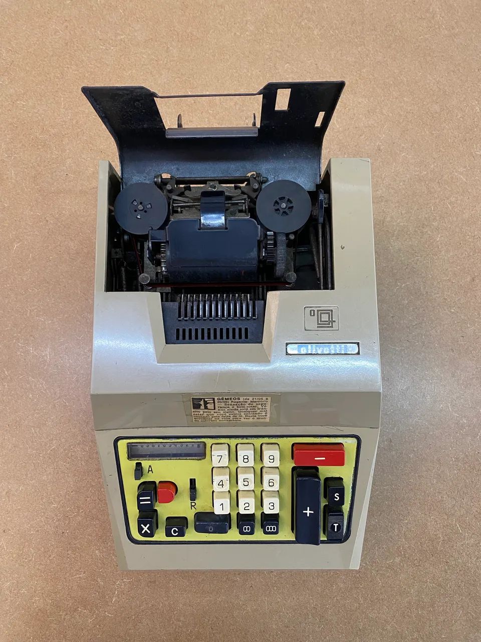Calculadora elétrica Olivetti  - Foto 4