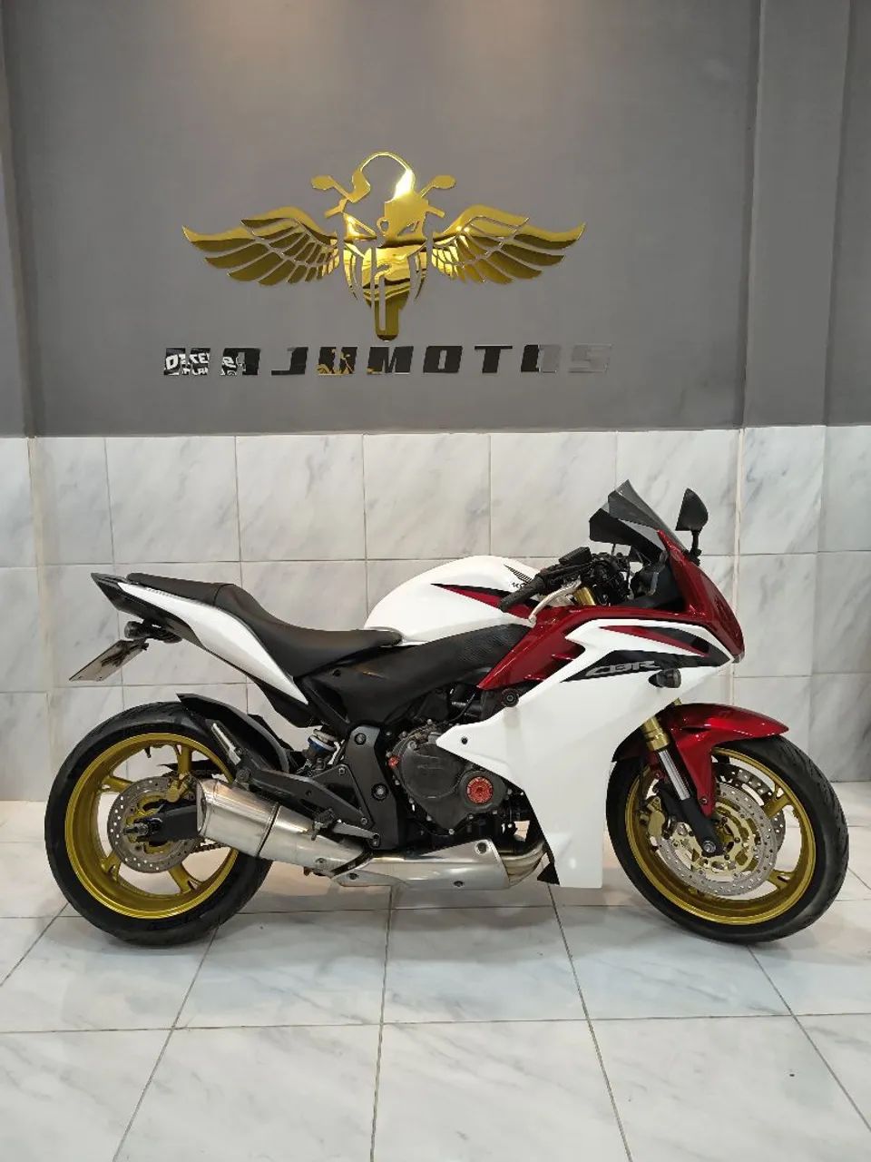 CBR 600f 2013 Extra de verdade! Único Dono!