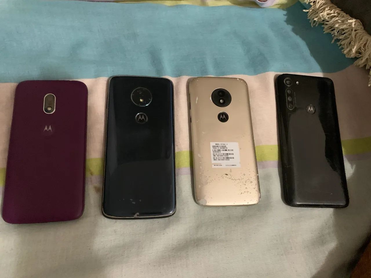 Celulares para retirada de peças.