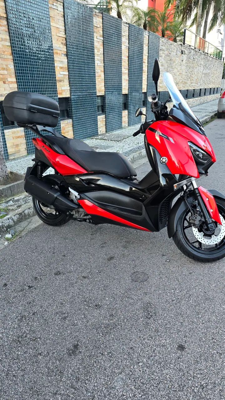 Yamaha Xmax 