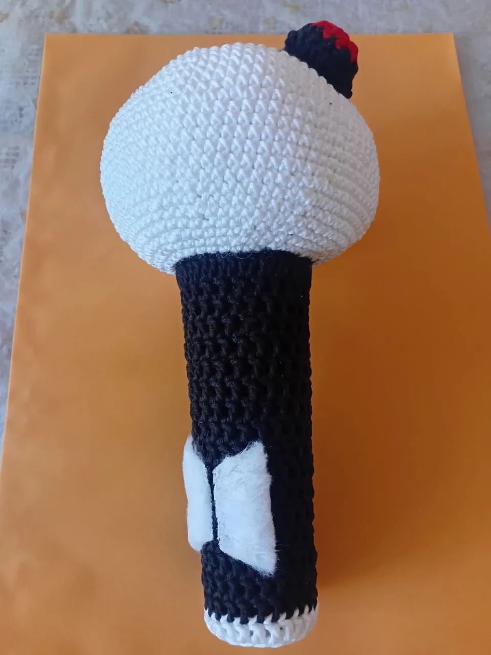Army Bomb BTS de crochê amigurumi 