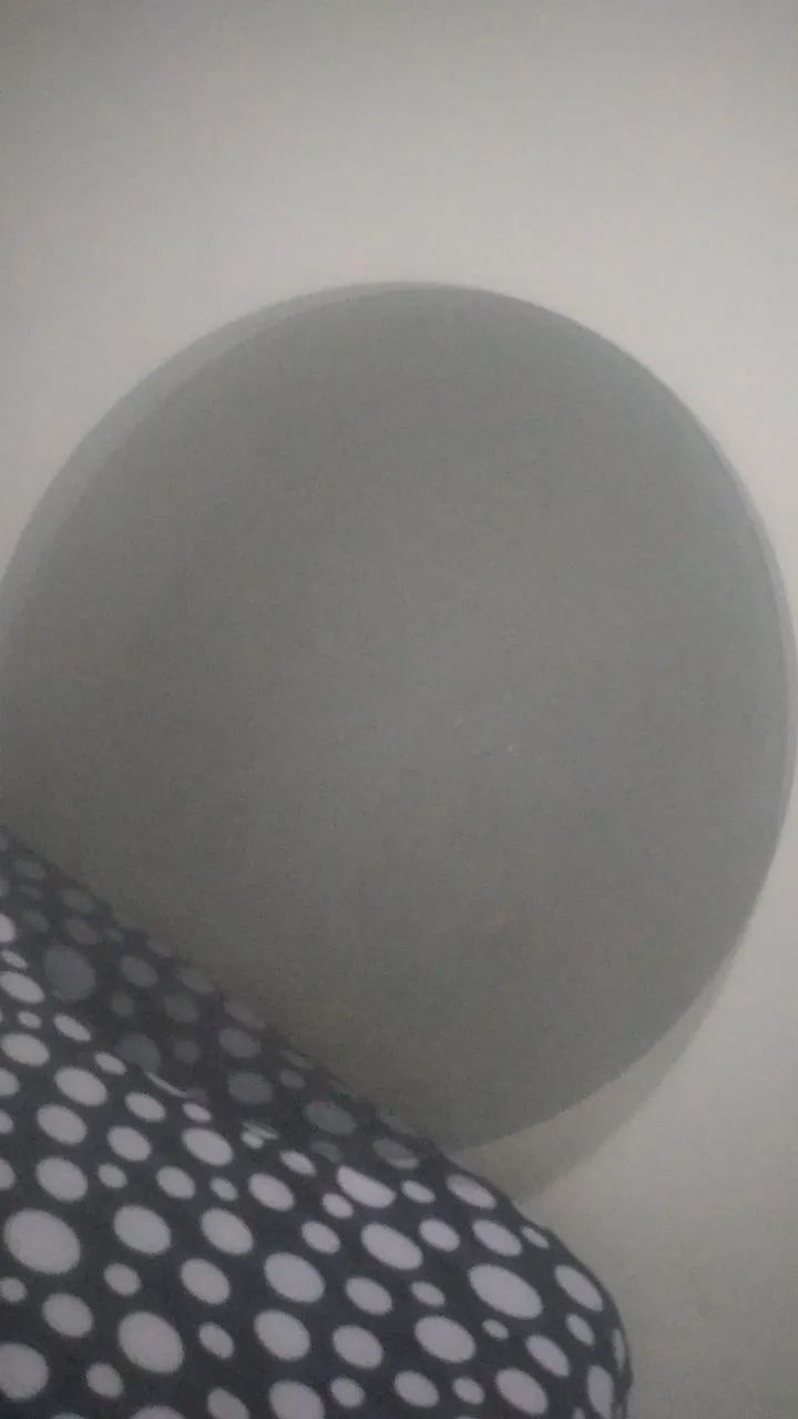 Mesa de vidro redonda está toda boa pra vim buscar  - Foto 2