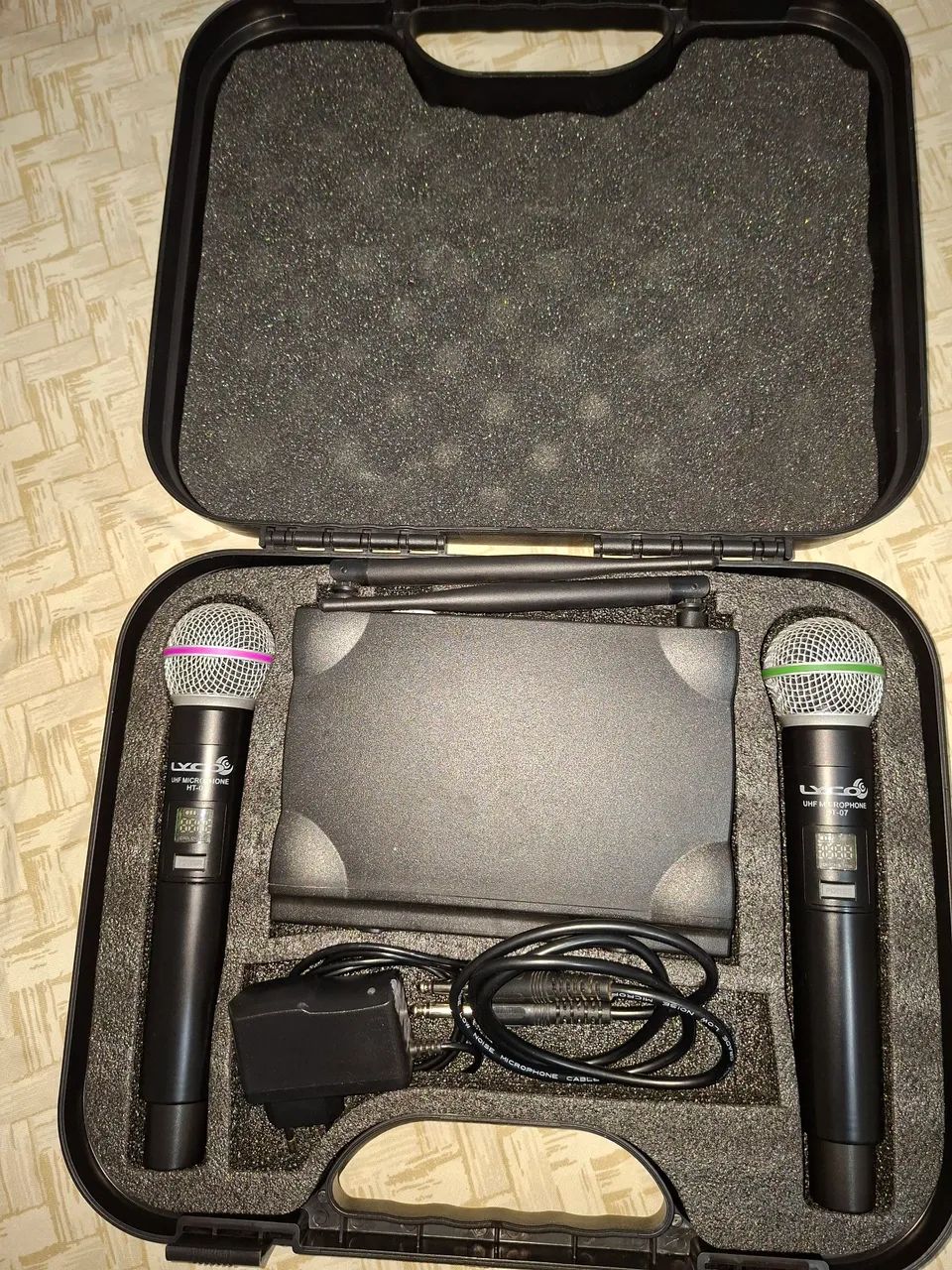 Microfone sem fio Lyco ht07