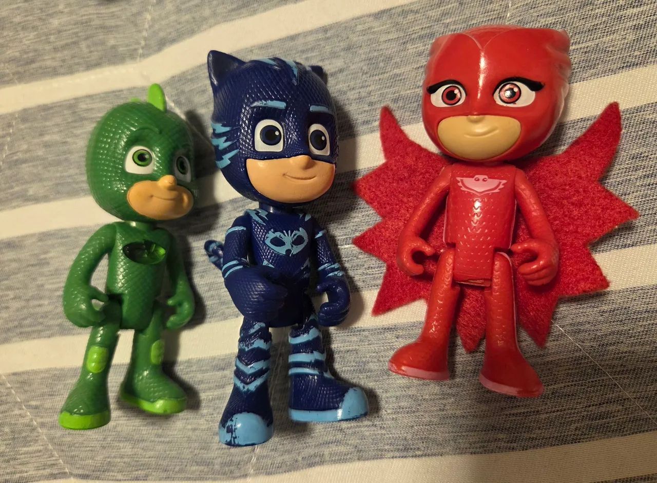 Pj masks bonecos com carrinhos - Foto 5
