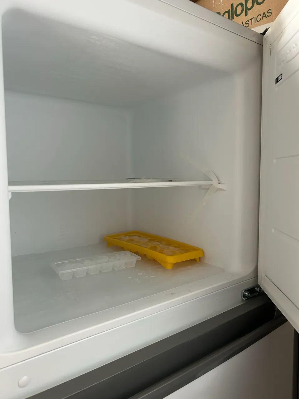 geladeira 294lt - Foto 2