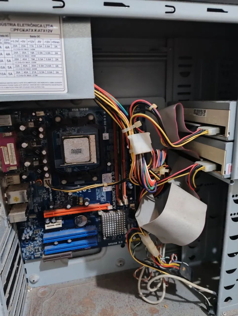 PC Athlon 64 X2 4000 +(2.1 GHz, Soquete AM2)  - Foto 4