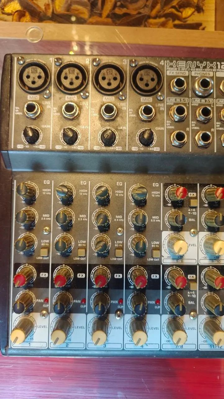 Mesa de som Behringer 1202fx - Foto 4